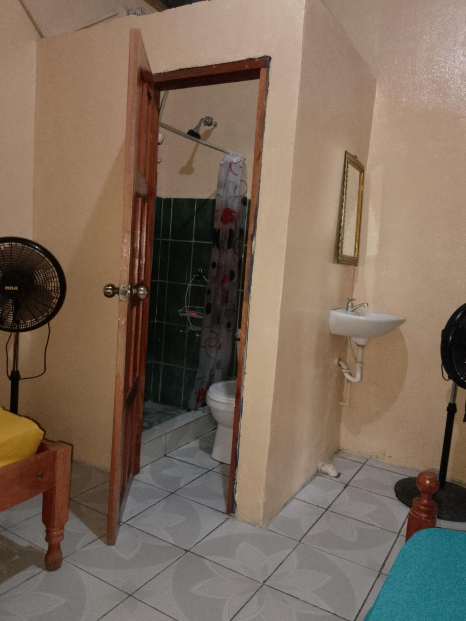The Malinche Hostal Rivas Ngoại thất bức ảnh